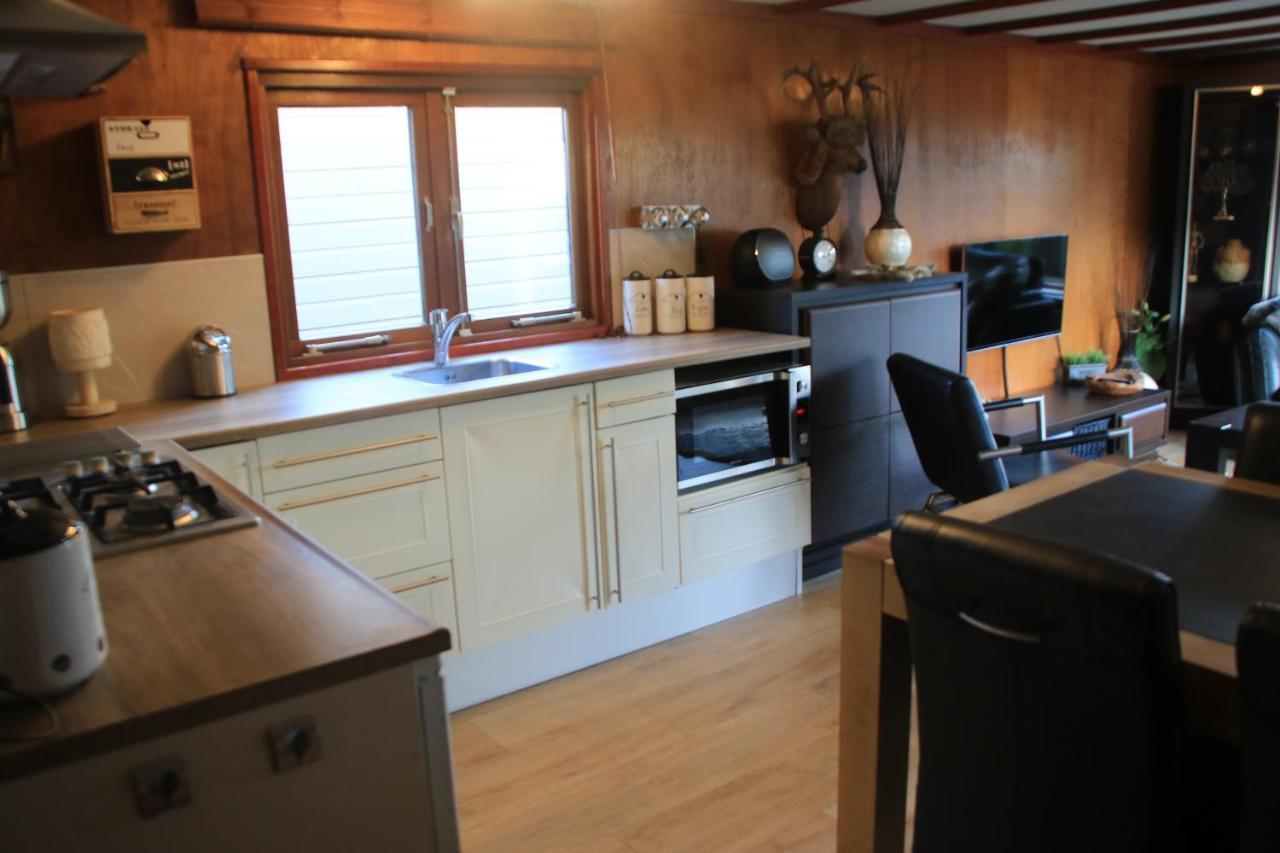 Veluwe Park Reewold Chalet Vision Putten Extérieur photo